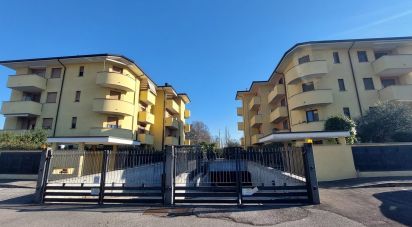 Trilocale di 82 m² a Limbiate (20812)