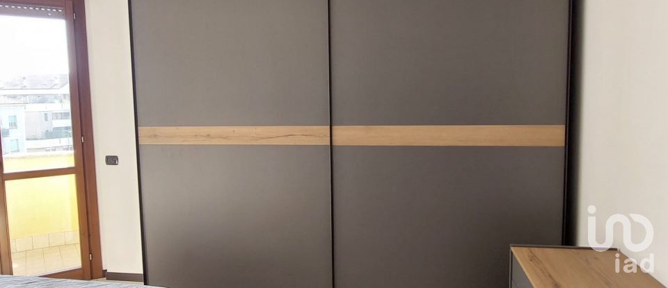 Trilocale di 82 m² a Limbiate (20812)