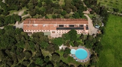 Hotel 4 * di 3.500 m² in Pergine Valdarno (52020)