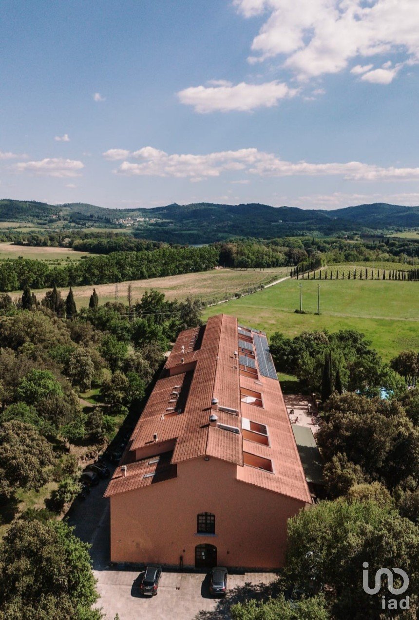 Hotel 4* of 3,500 m² in Pergine Valdarno (52020)