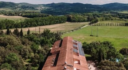 Hotel 4 * di 3.500 m² in Pergine Valdarno (52020)