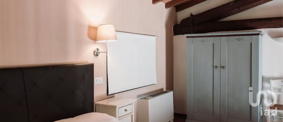 Hotel 4* of 3,500 m² in Pergine Valdarno (52020)