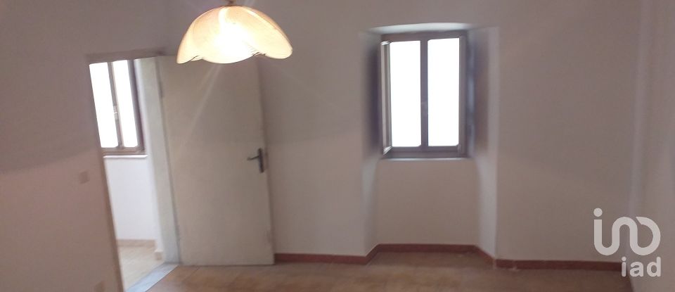 Three-room apartment of 160 m² in L'Aquila (67100)