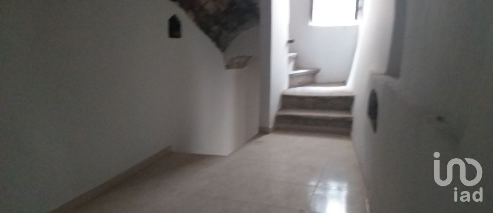 Three-room apartment of 160 m² in L'Aquila (67100)