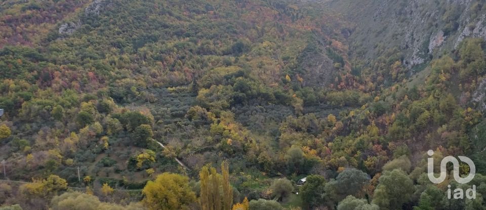 Three-room apartment of 160 m² in L'Aquila (67100)