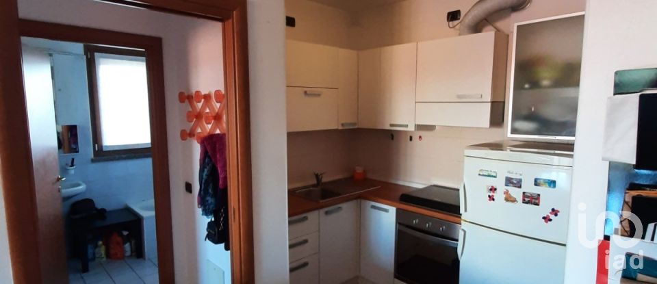 Bilocale di 60 m² a Milano (20128)