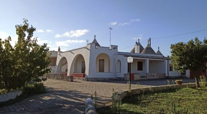 Trullo 6 locali di 150 m² in Locorotondo (70010)