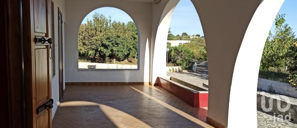 Horses property 6 rooms of 150 m² in Locorotondo (70010)