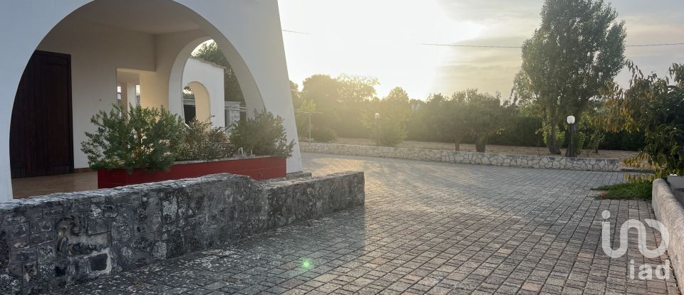 Horses property 6 rooms of 150 m² in Locorotondo (70010)