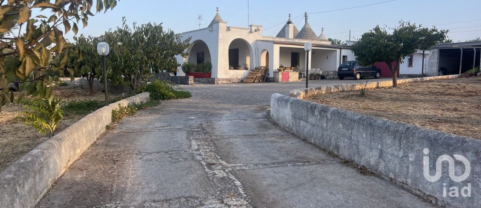 Horses property 6 rooms of 150 m² in Locorotondo (70010)