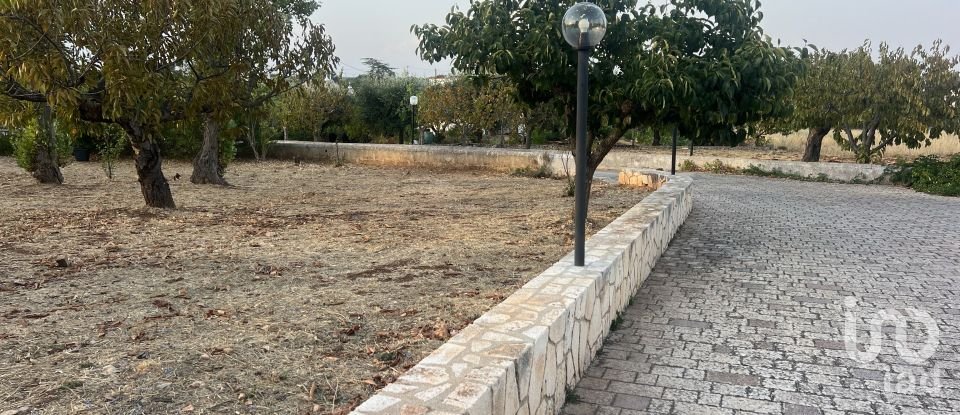 Horses property 6 rooms of 150 m² in Locorotondo (70010)