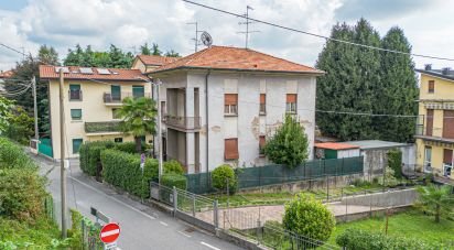 Villa Bifamiliare 6 locali di 200 m² in Cantù (22063)