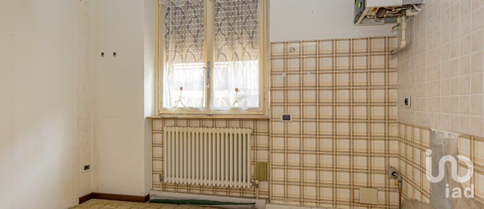 Villa Bifamiliare 6 locali di 200 m² in Cantù (22063)