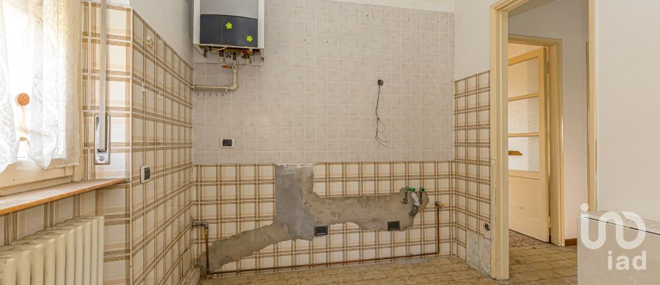 Villa Bifamiliare 6 locali di 200 m² in Cantù (22063)