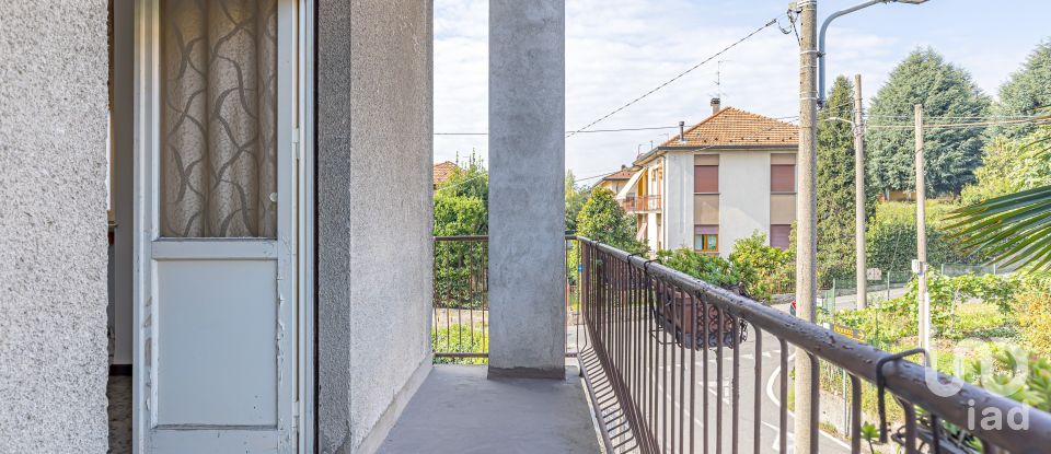 Villa Bifamiliare 6 locali di 200 m² in Cantù (22063)