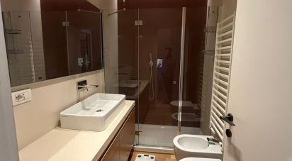 Appartamento 5 locali di 70 m² a Milano (20154)