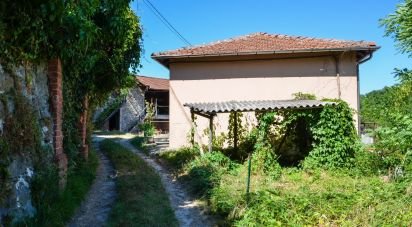 Casa indipendente / Villa 7 locali di 200 m² in Roccavignale (17017)