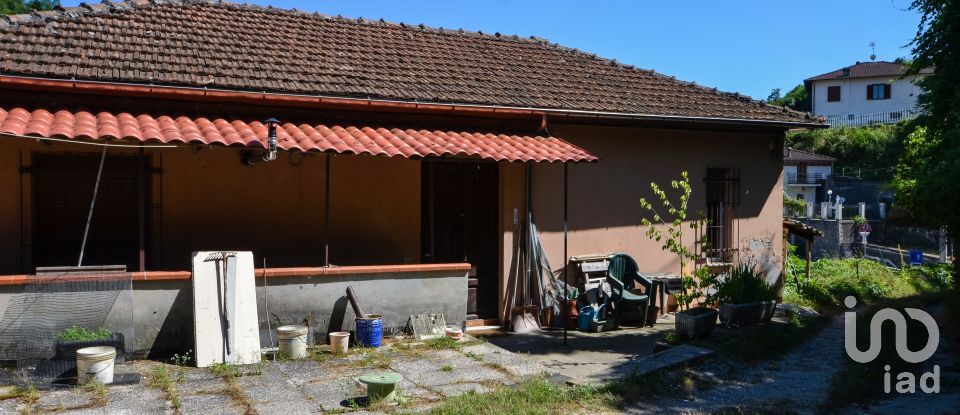 House 7 rooms of 200 m² in Roccavignale (17017)
