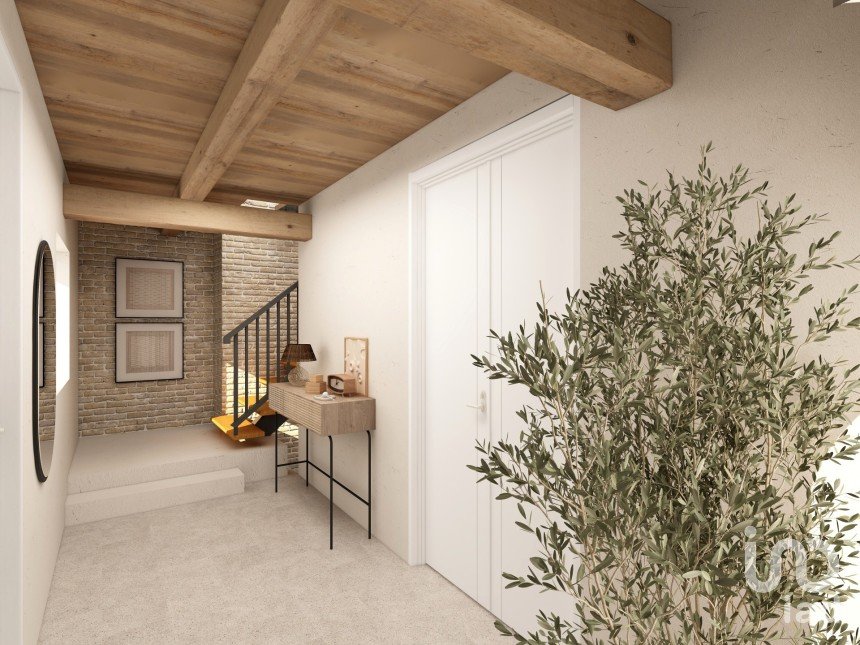 Varie superfici 4 locali di 217 m² a Camerata Picena (60020)