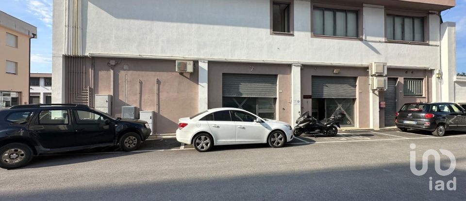 Laboratorio di 350 m² in Civitanova Marche (62012)