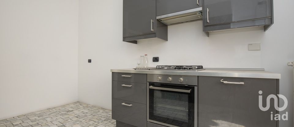 Trilocale di 90 m² a Genova (16167)