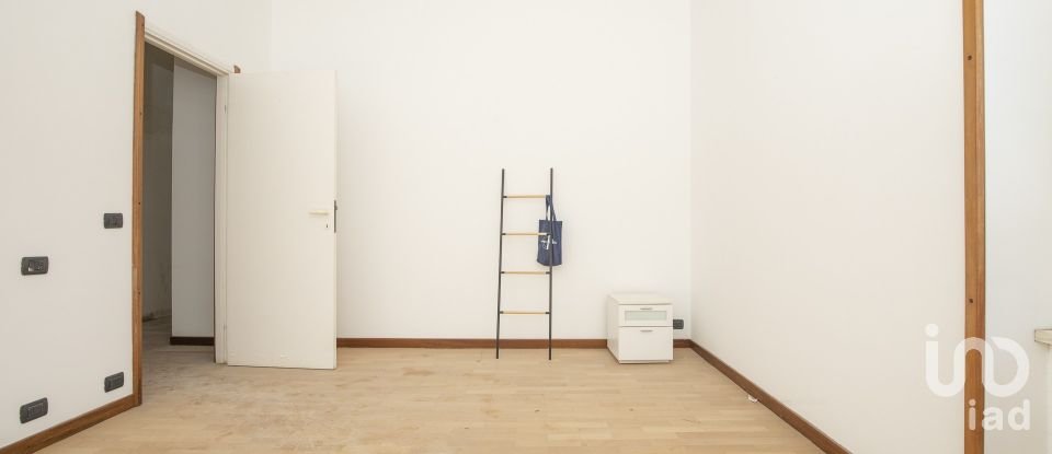 Trilocale di 90 m² a Genova (16167)