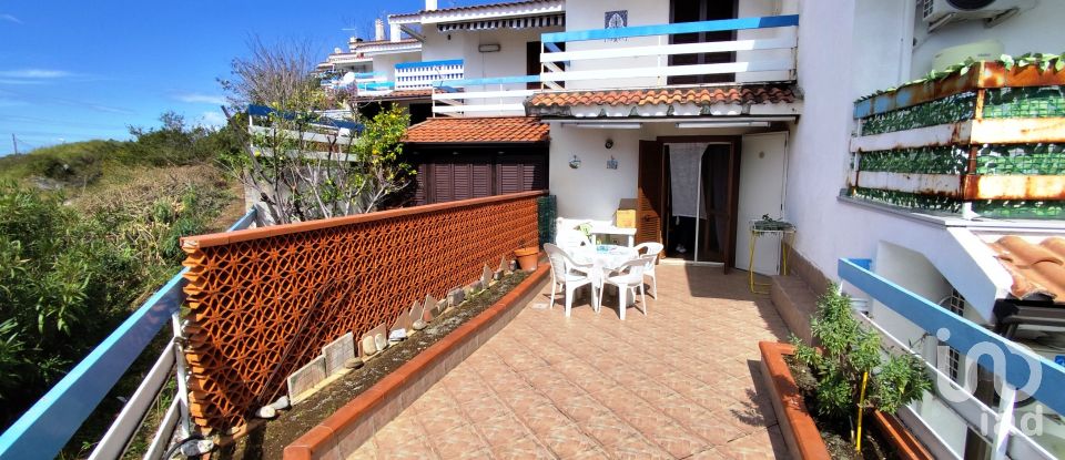 Trilocale di 32 m² a Scalea (87029)