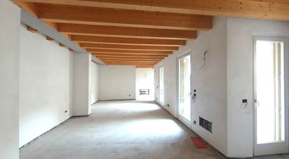 Four-room apartment of 200 m² in Mantova (46100)