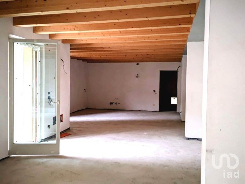 Quadrilocale di 200 m² a Mantova (46100)