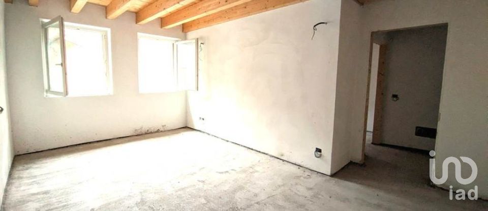 Quadrilocale di 200 m² a Mantova (46100)