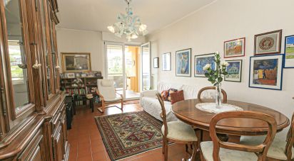 Quadrilocale di 90 m² a Genova (16127)