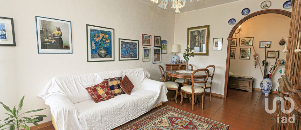 Quadrilocale di 90 m² a Genova (16127)