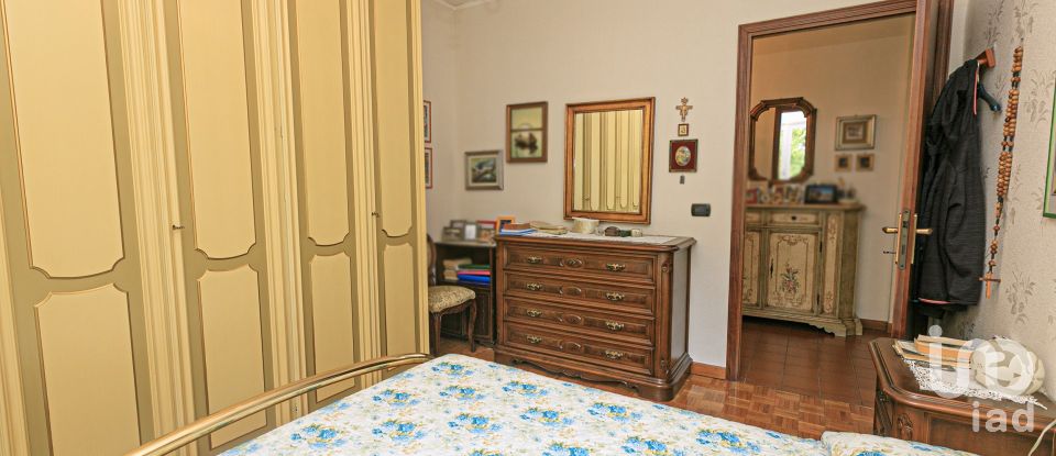 Quadrilocale di 90 m² a Genova (16127)