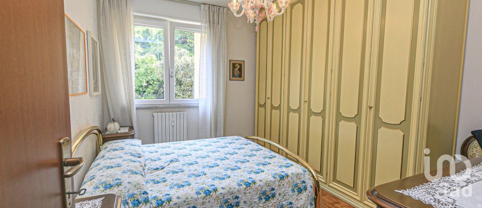 Quadrilocale di 90 m² a Genova (16127)