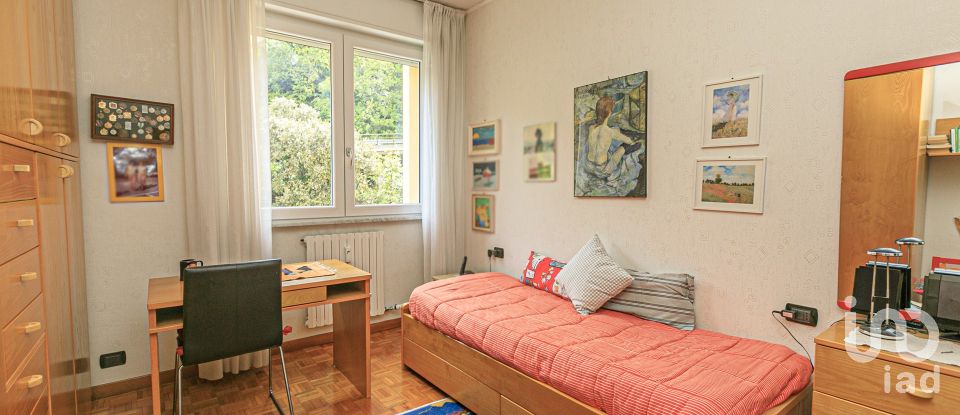 Quadrilocale di 90 m² a Genova (16127)