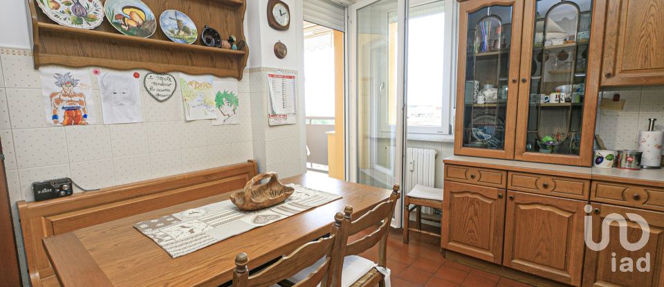 Quadrilocale di 90 m² a Genova (16127)