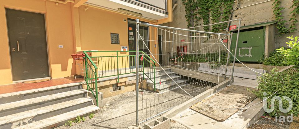 Quadrilocale di 90 m² a Genova (16127)