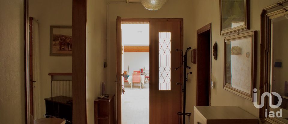 Villa Bifamiliare 3 locali di 83 m² in Comacchio (44029)