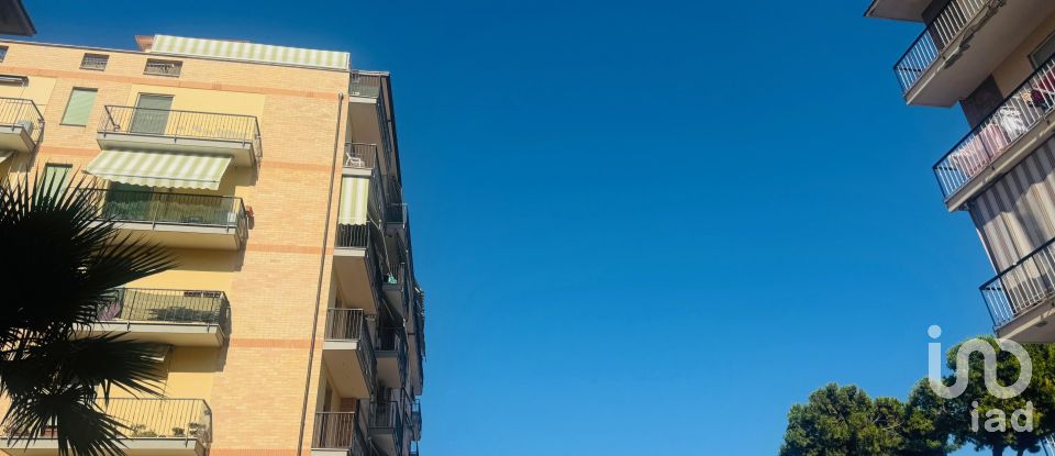 Appartamento 5 locali di 80 m² a Grottammare (63066)