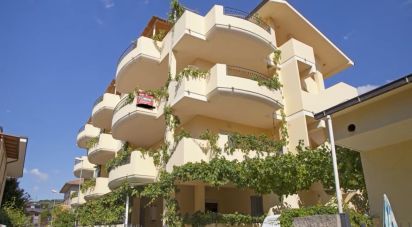 Appartamento 5 locali di 96 m² a Tortoreto (64018)