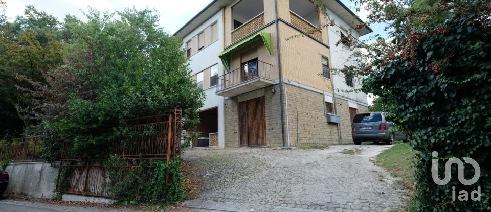 Apartment 5 rooms of 70 m² in Belvedere Ostrense (60030)