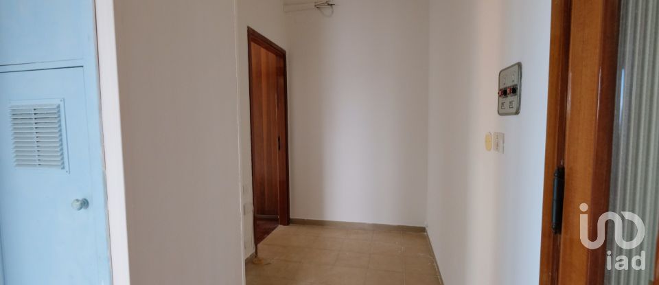 Apartment 5 rooms of 70 m² in Belvedere Ostrense (60030)