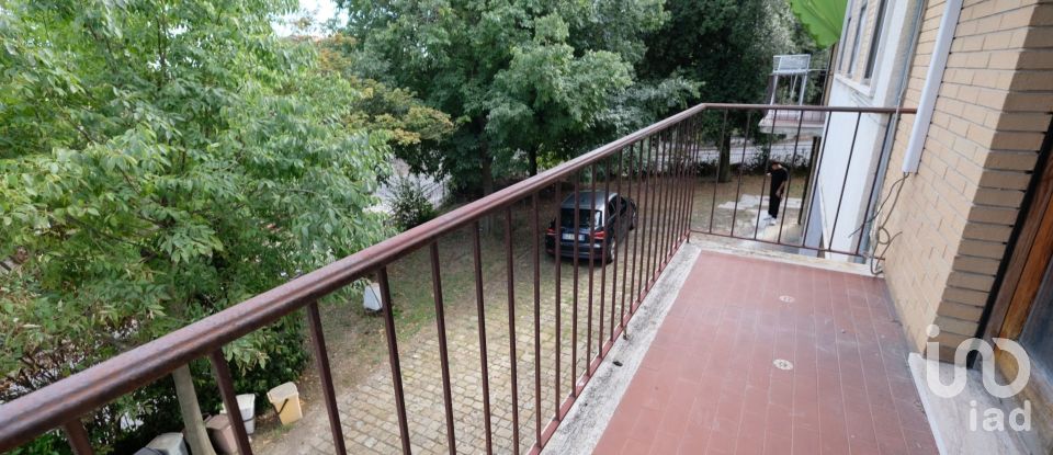 Apartment 5 rooms of 70 m² in Belvedere Ostrense (60030)