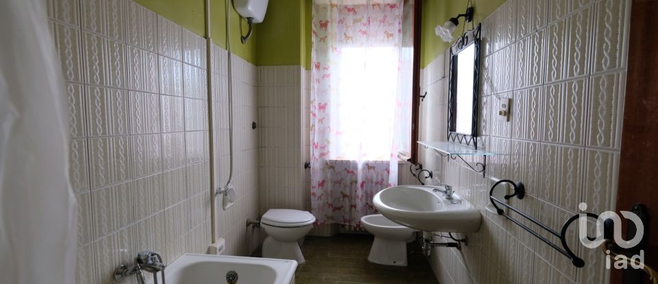 Apartment 5 rooms of 70 m² in Belvedere Ostrense (60030)