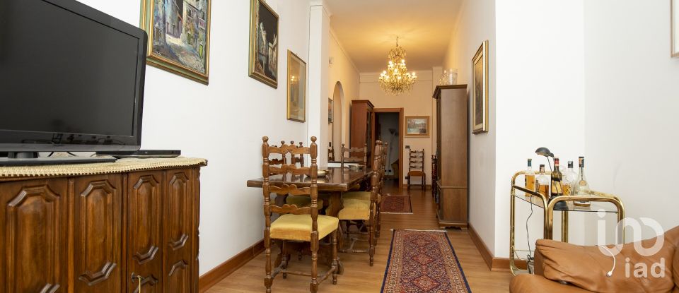 Apartment 6 rooms of 100 m² in Genova (16145)