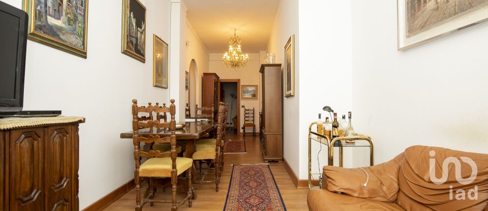 Apartment 6 rooms of 100 m² in Genova (16145)