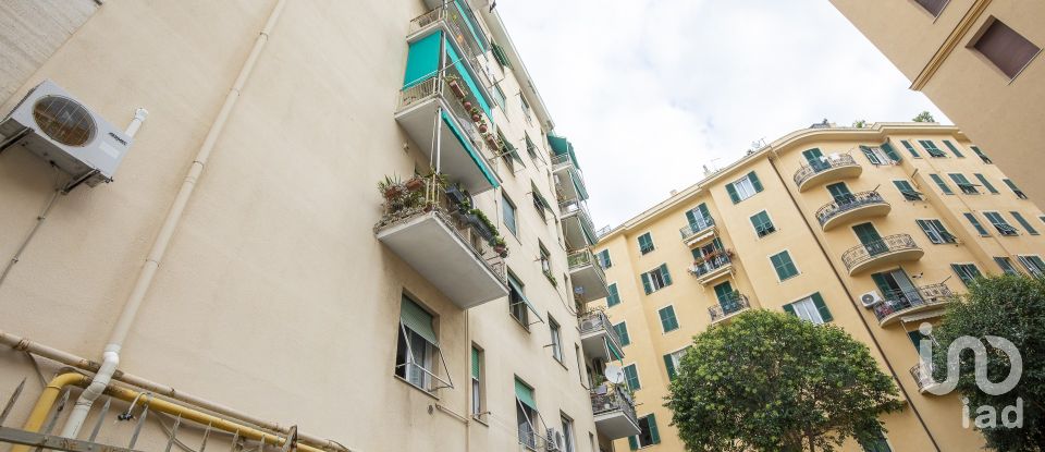 Apartment 6 rooms of 100 m² in Genova (16145)