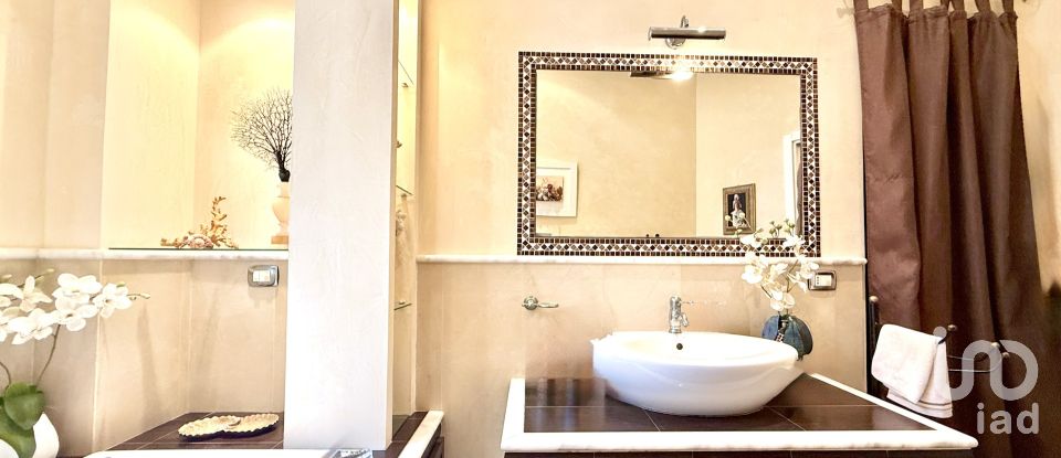 Three-room apartment of 120 m² in Siracusa (96100)