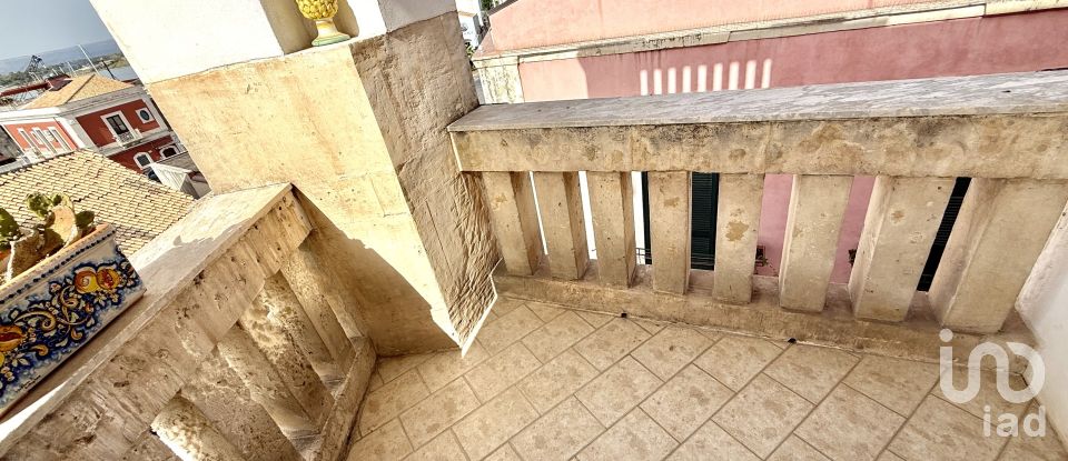Three-room apartment of 120 m² in Siracusa (96100)