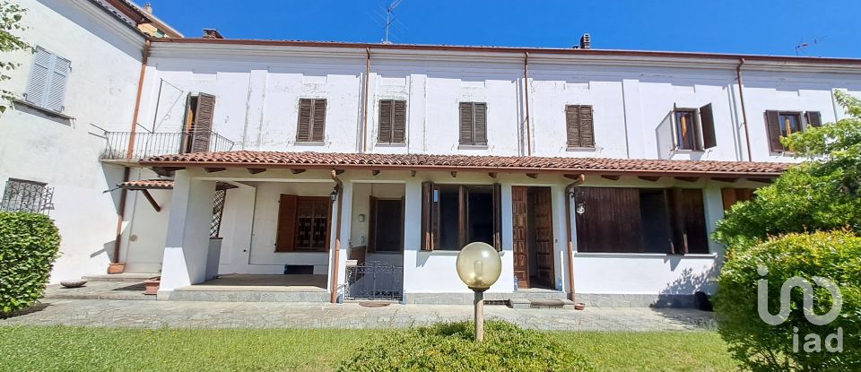 House 13 rooms of 308 m² in San Salvatore Monferrato (15046)